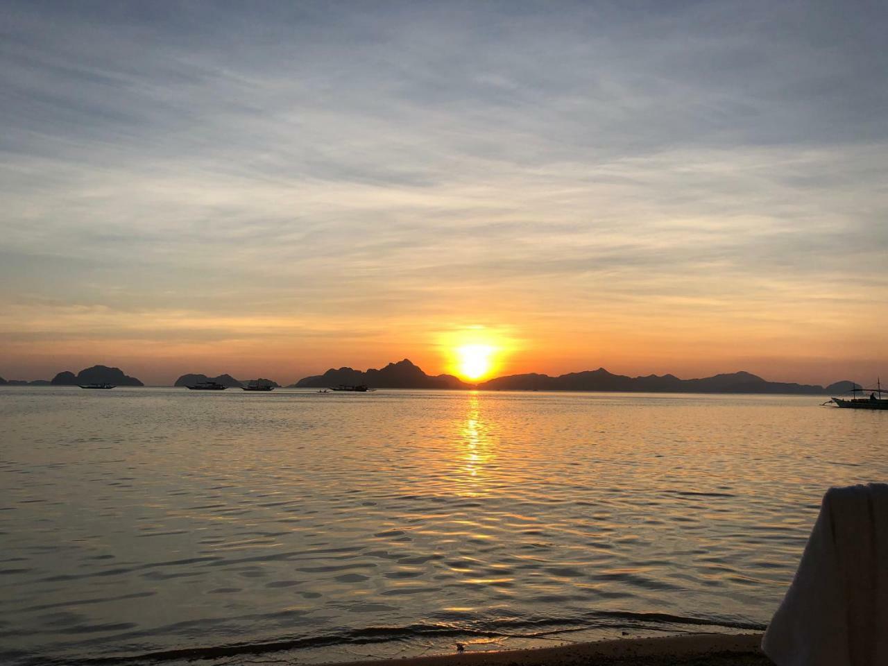 Rl Coastline Inn 엘니도 외부 사진