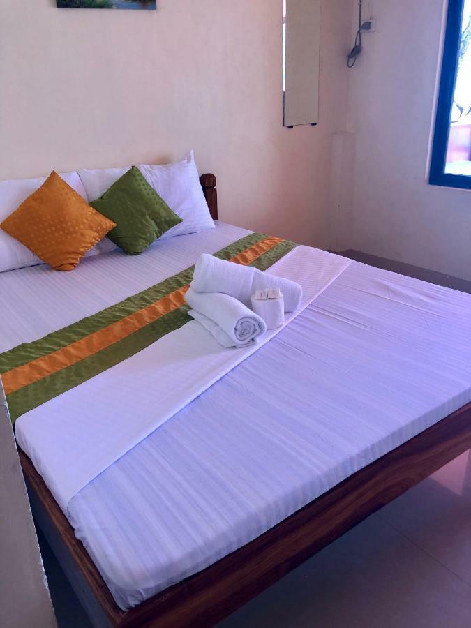Rl Coastline Inn 엘니도 외부 사진